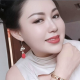 臭美的琳琳