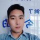 在加班的艾真