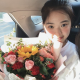 妮妮倾听小木屋