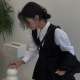 洢莎
